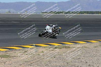 media/May-06-2024-Moto Forza (Mon) [[b33359f27d]]/1-Advanced/Session 2 (Bowl)/